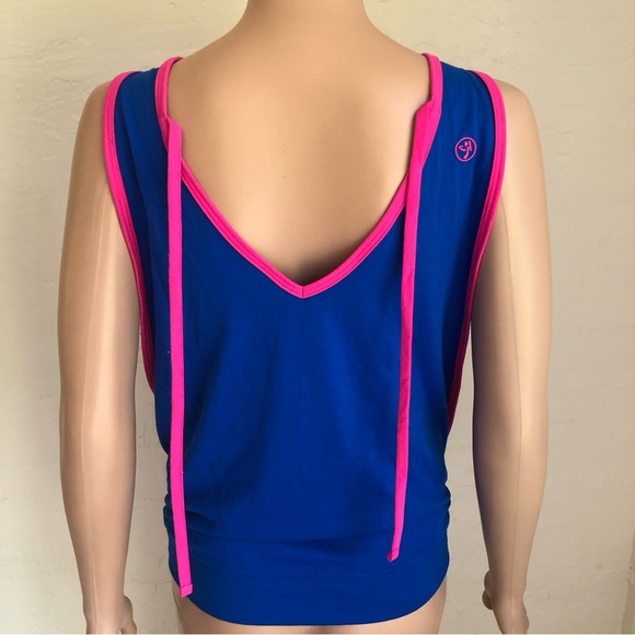 Zumba Wear Women’s Size XS Blue/Pink Logo Tank-Top Activewear Dancing Shirt - Picture 2 of 16